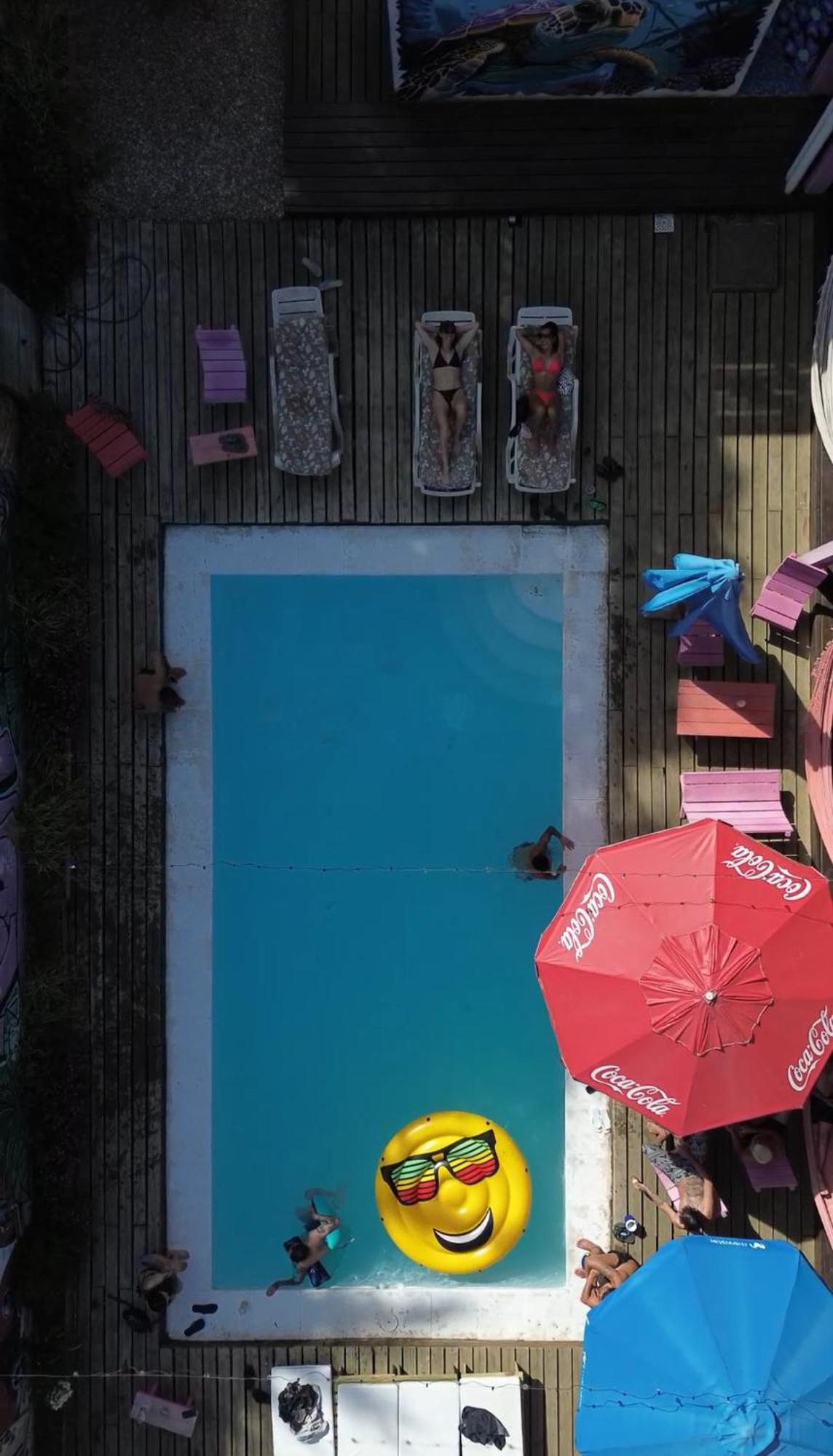 La Rubia Hostel 拉佩德雷拉 外观 照片